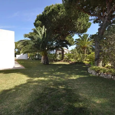 فيلة In With Pool Near Golf Course