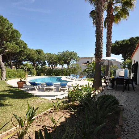 Villa In With Pool Near Golf Course